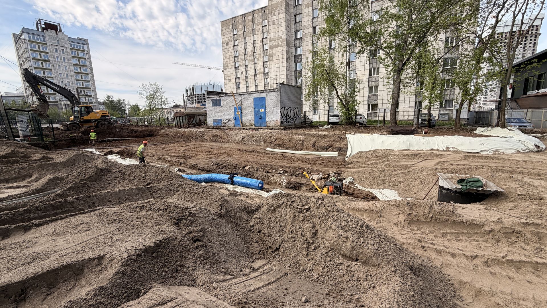 Паровой фонтан с&nbsp;«рыбами» и&nbsp;7&nbsp;тысяч цветов