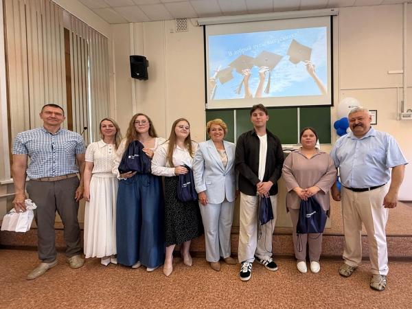 В филиале «Азот» АО «ОХК «Уралхим» трудоустроены 25 новых специалистов